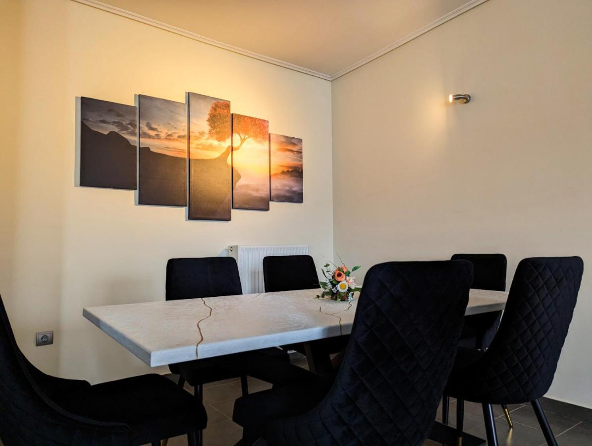 Corinthian Luxury Apartment Экстерьер фото
