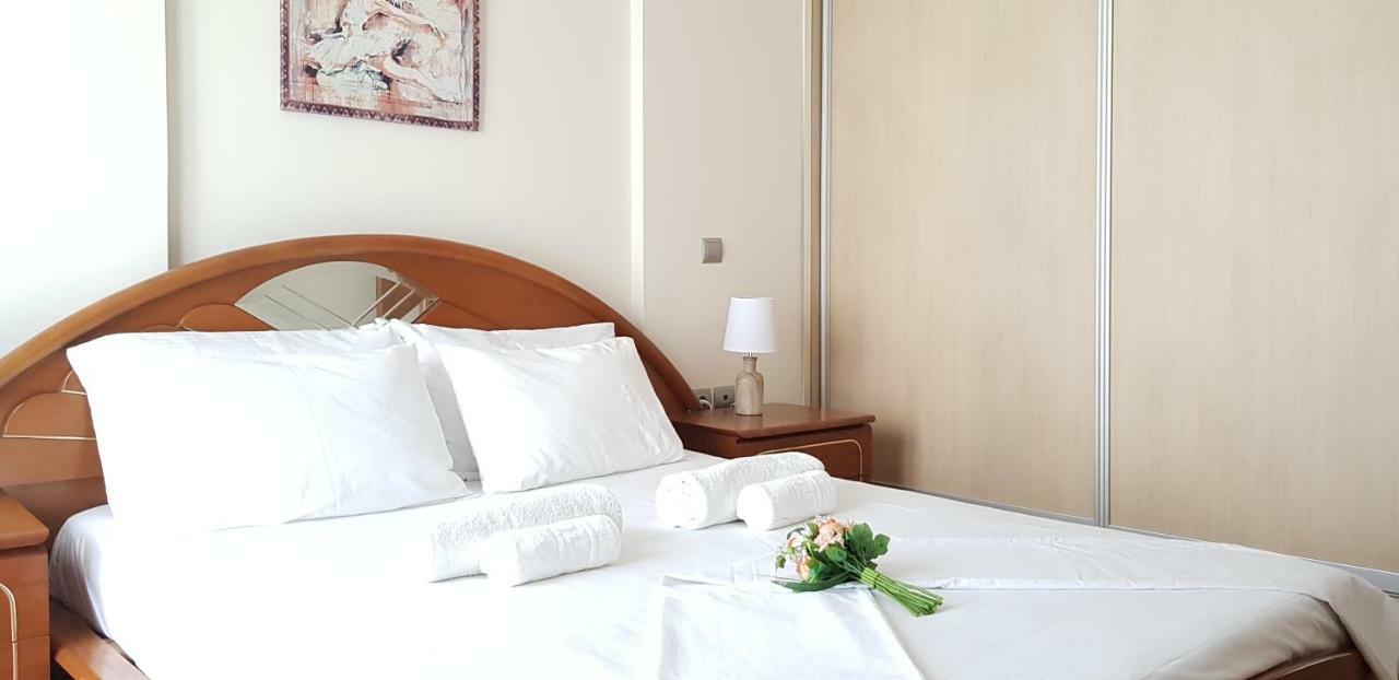Corinthian Luxury Apartment Экстерьер фото